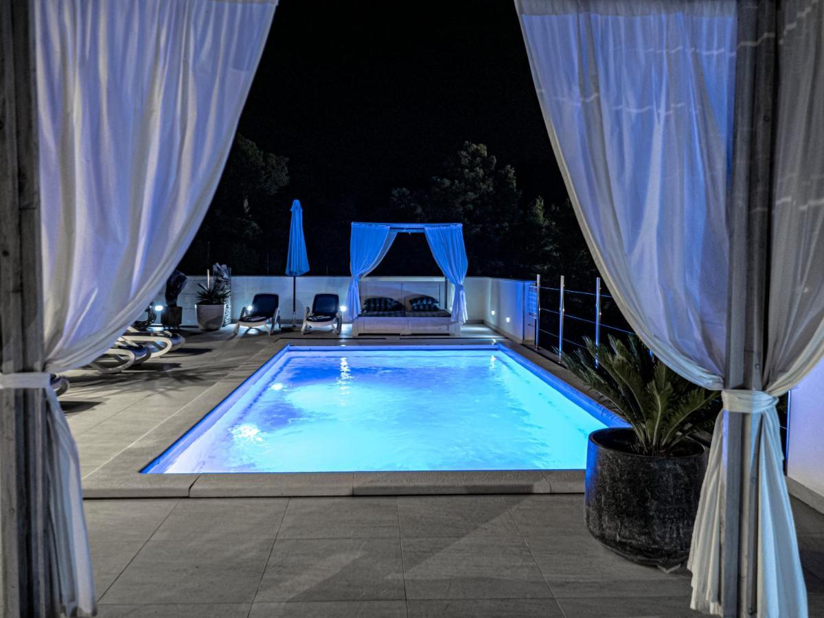 Villa Mare Клек Екстериор снимка
